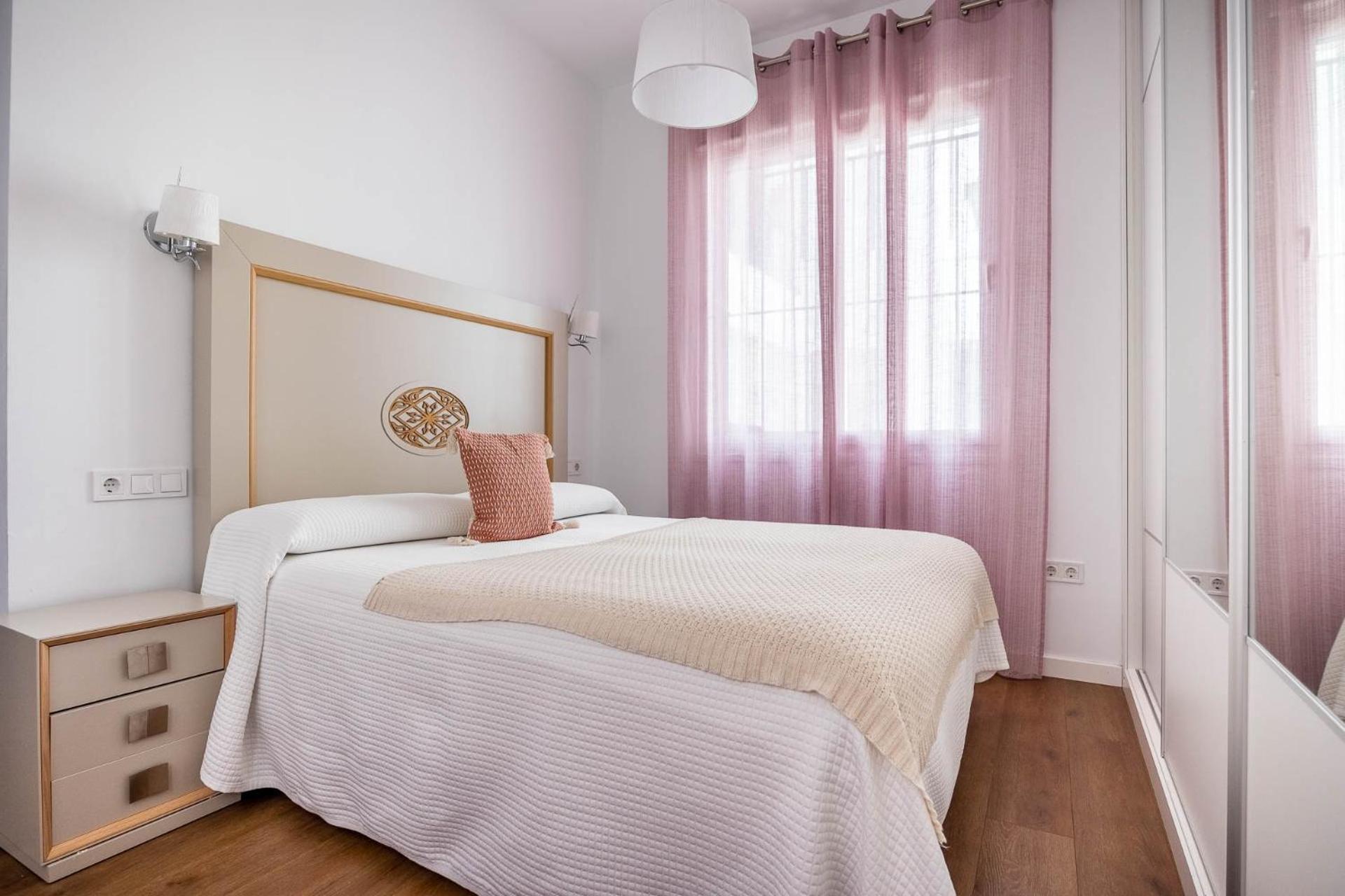 Apartamento Leyendas De Becquer A4 เซบีญา ภายนอก รูปภาพ